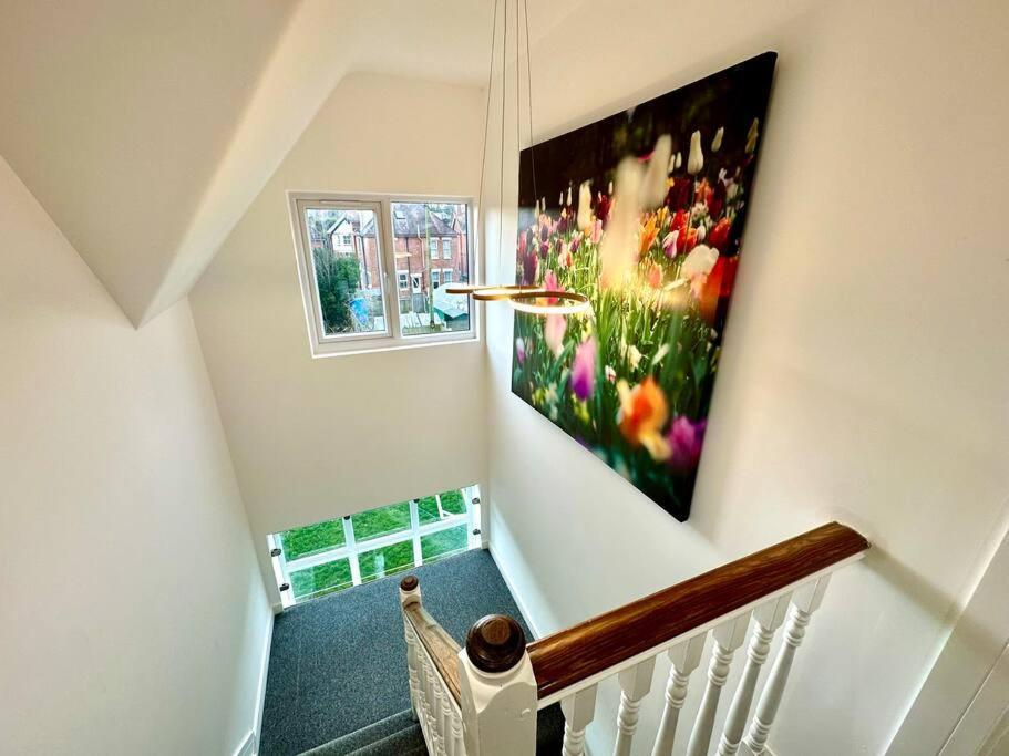 Spacious Bournemouth Group Haven: 8-Bedroom Comfort Near Town & Beach Exterior photo